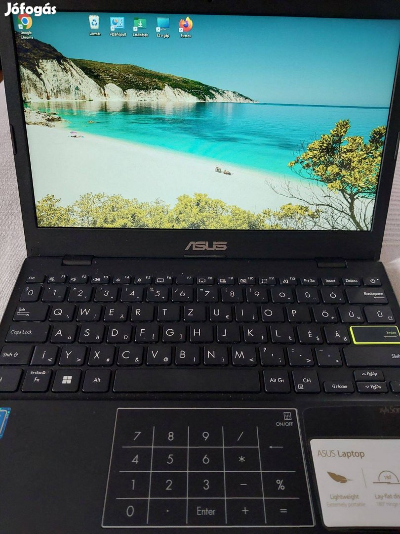 Asus 11.6" E210MA-GJ322WS Notebook újszerű