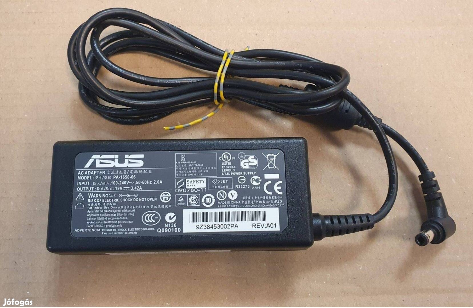 Asus 19V 3,42A Laptop notebook töltő adapter tápegység