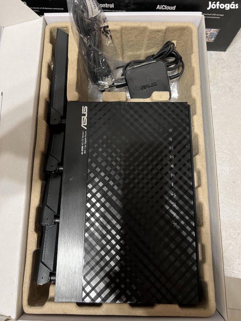 Asus 4G-AC68U Vezeték nélküli LTE Router
