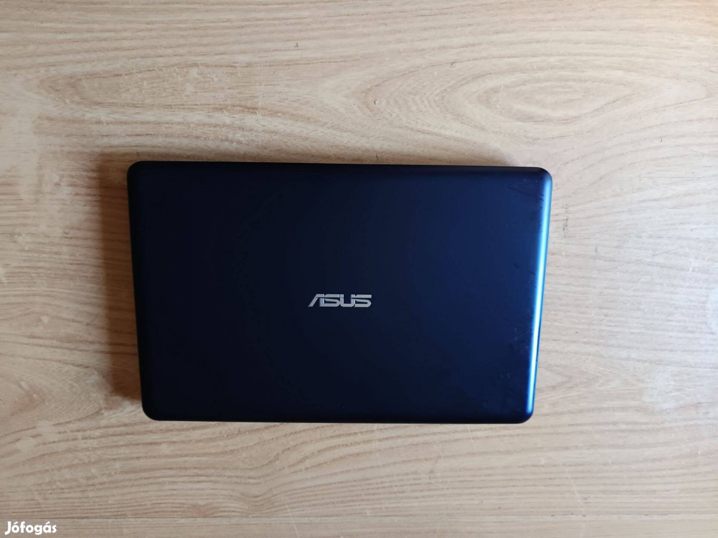 Asus E202S E202SA alkatrészek