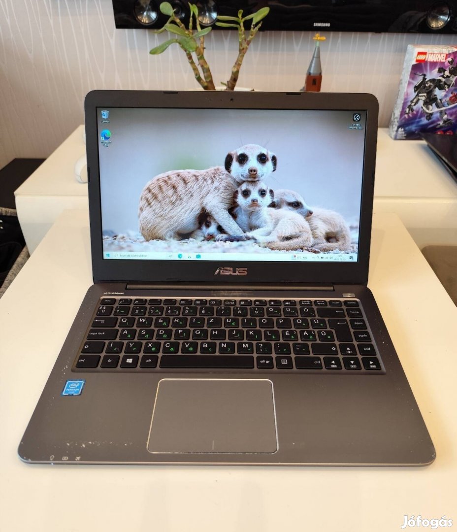 Asus E403S Pentium N3710 4mag 4GB RAM 64GB SSD 10ó akku