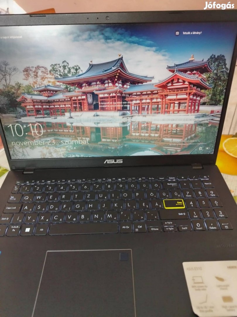 Asus E510 notebook 