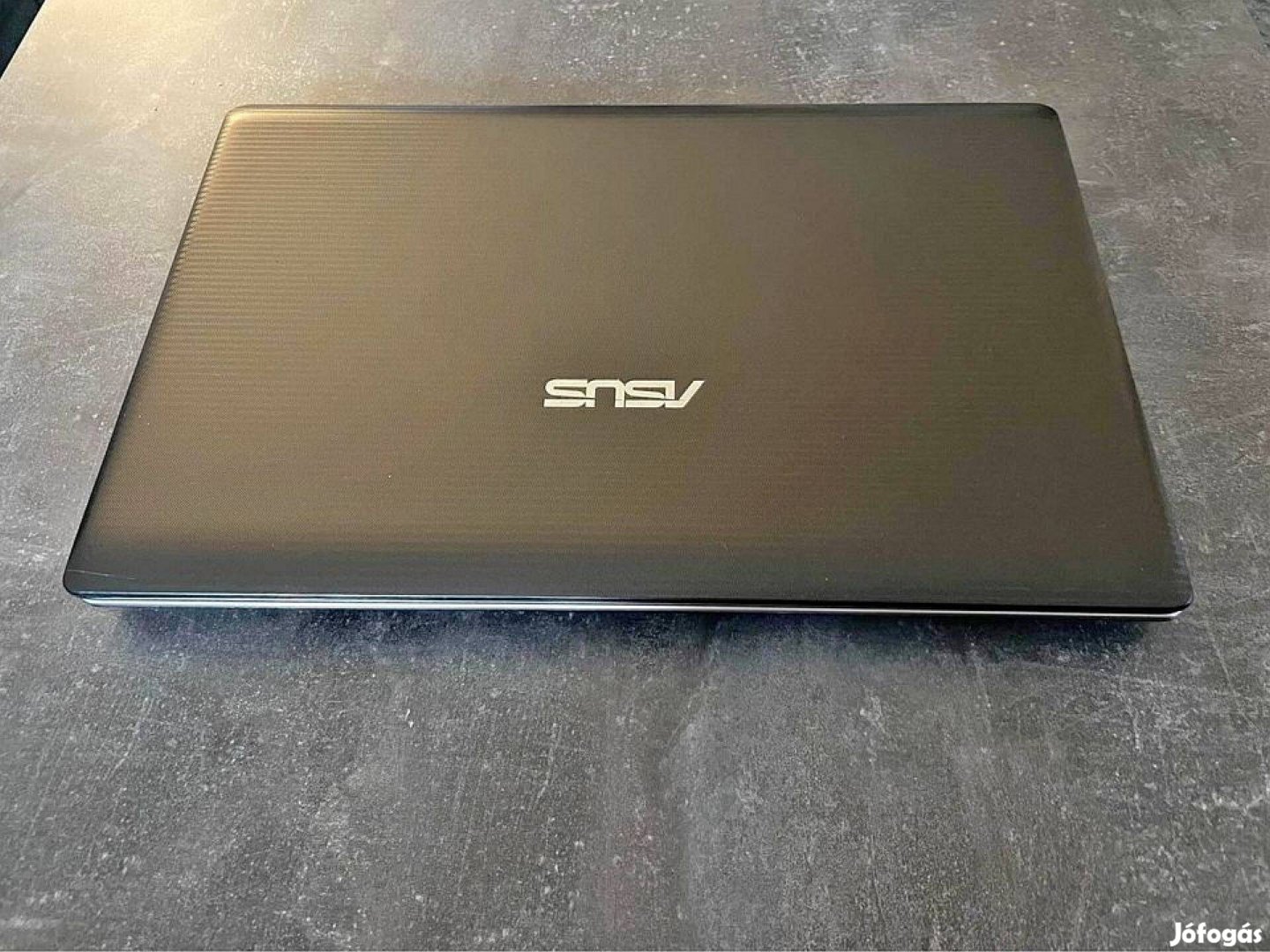 Asus I7 Laptop 15.6 coll+táska