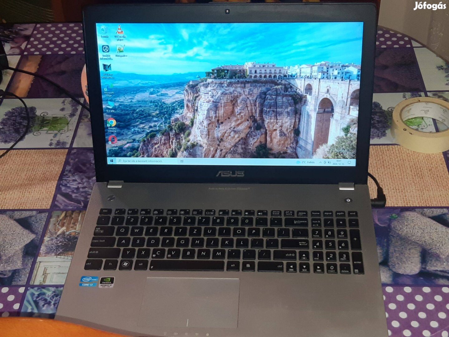 Asus I7 laptop 8gb ram 500gb hdd