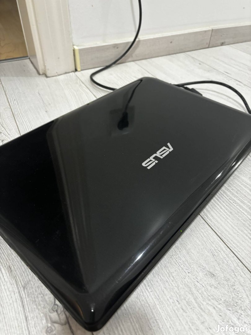 Asus K52J laptop