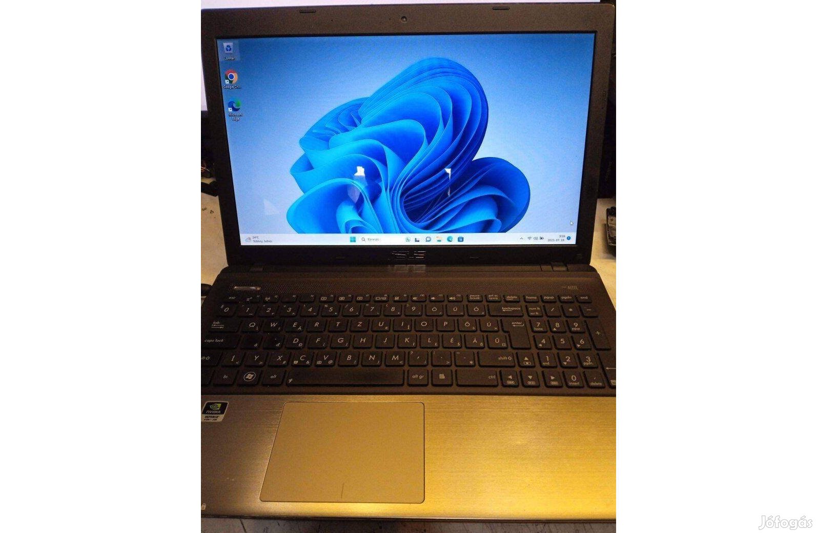 Asus K55V-SX179D i7 -es laptop
