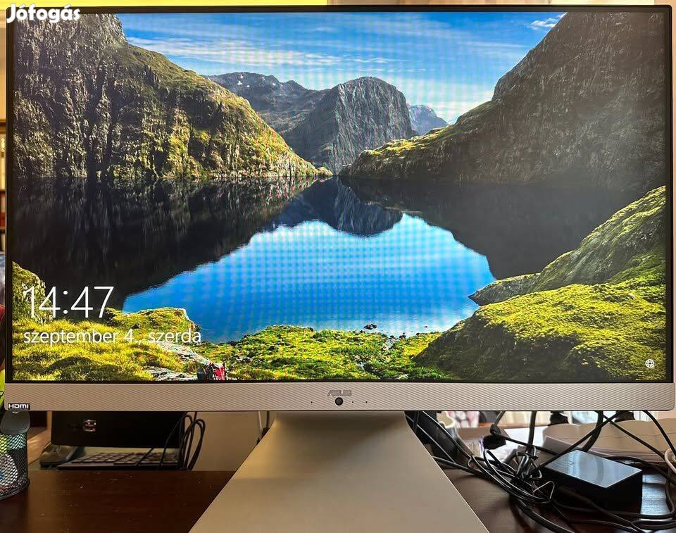 Asus M3700Wuak-BA034M All-in-One számítógép