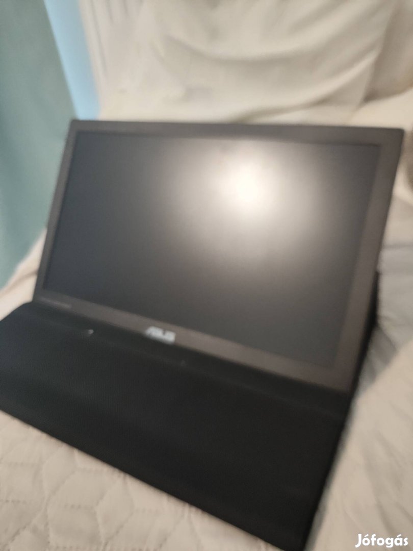 Asus MB 169C+ külső hordozható monitor