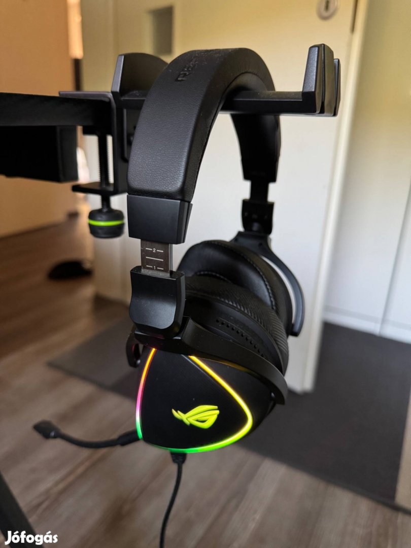 Asus ROG DELTA S