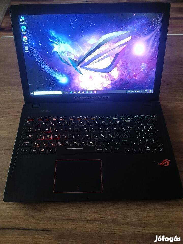Asus ROG Strix Gamer Laptop i7 7700HQ 16GB 128SSD 1TB Gtx 1050 Ti 4GB