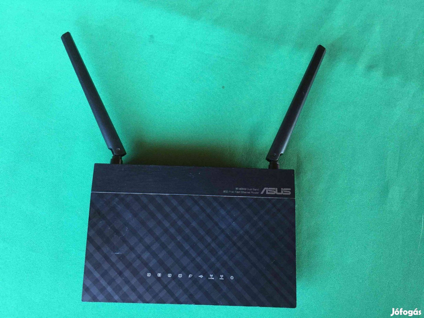 Asus RT-AC51U router