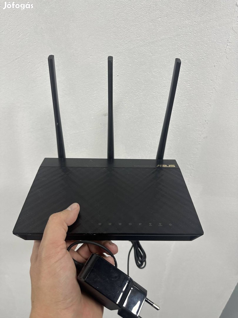 Asus RT-AC66U B1 router