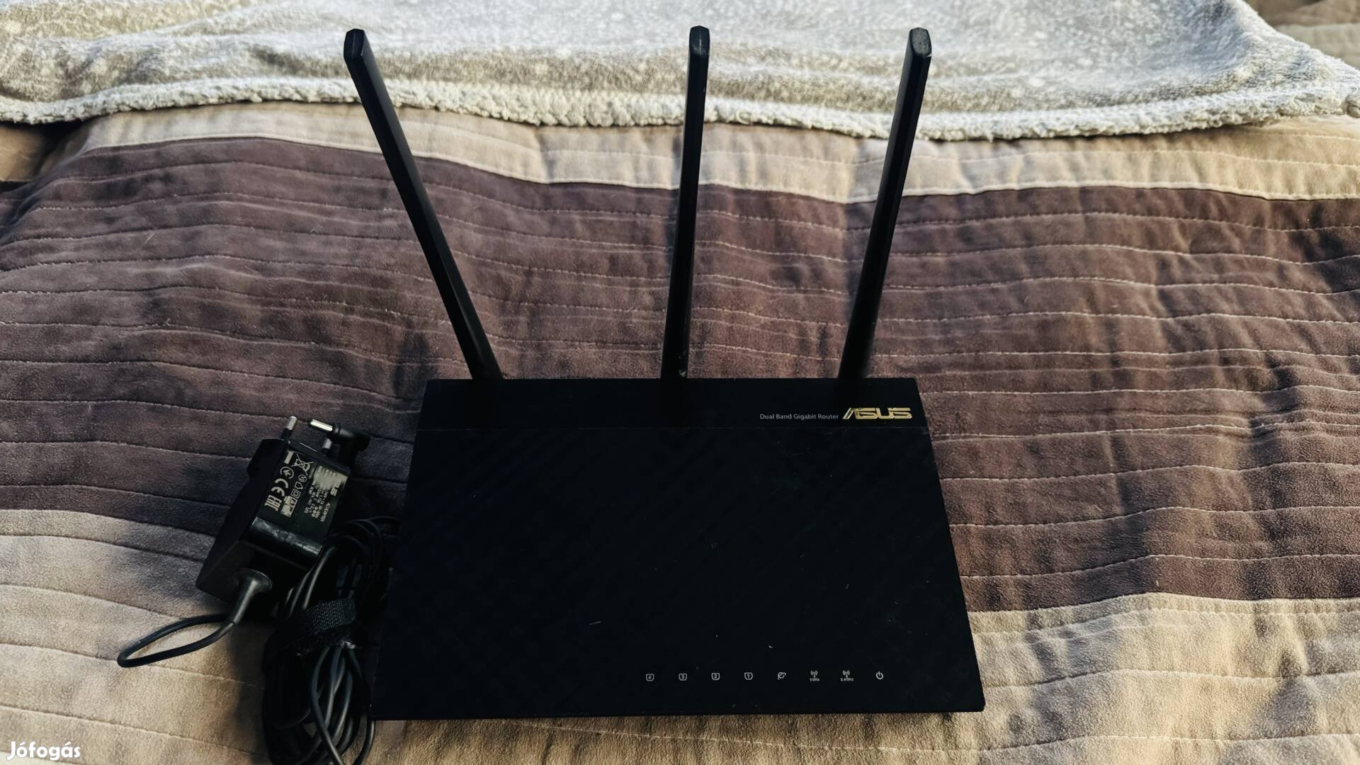 Asus RT-AC66U  Router