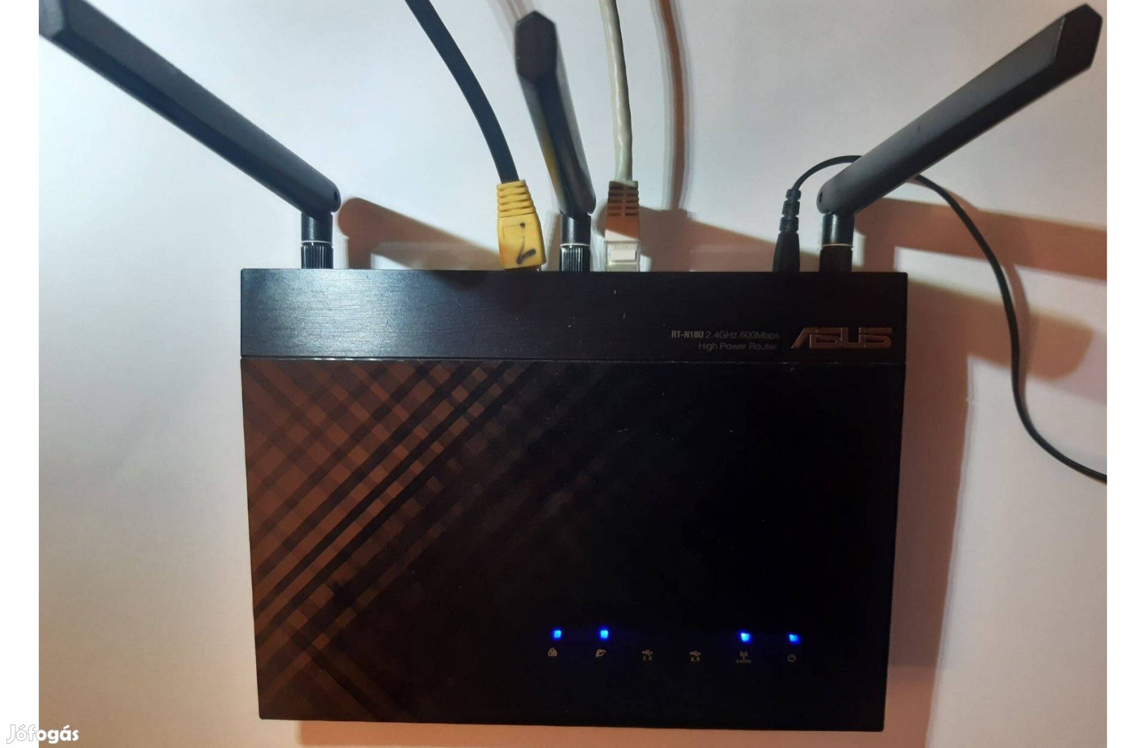 Asus RT-N18U-600Mbps Dual-Band Gigabit Router