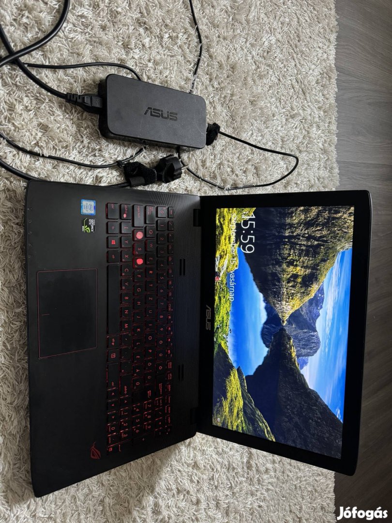 Asus Rog GL552v gamer laptop