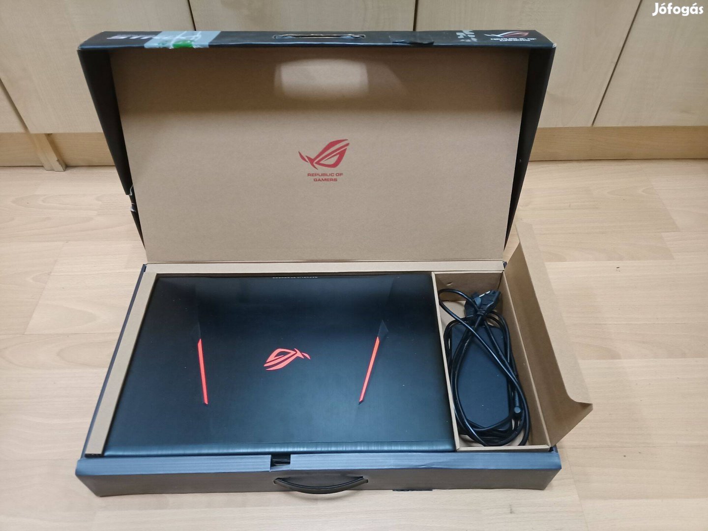 Asus Rog GL753VE , I7-7700HQ,1050Ti 4Gb, 16Gb ram (hibás)