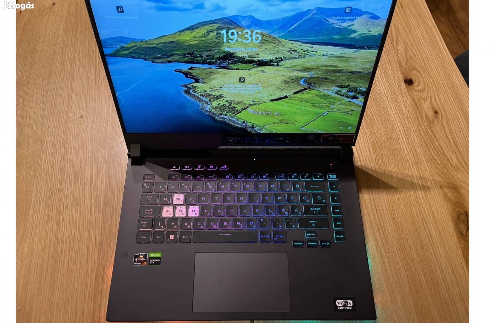 Asus Rogstrix G15 Gamer laptop