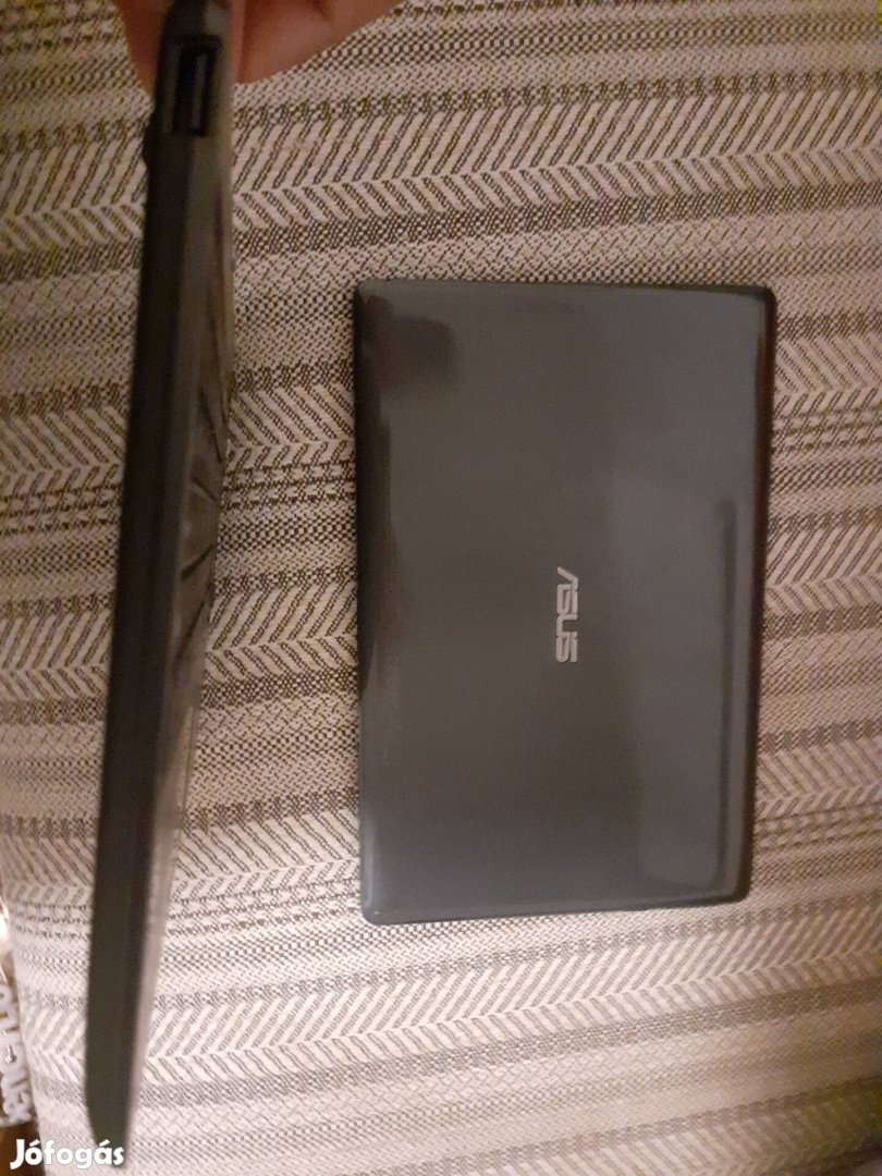 Asus Transformer borok T100