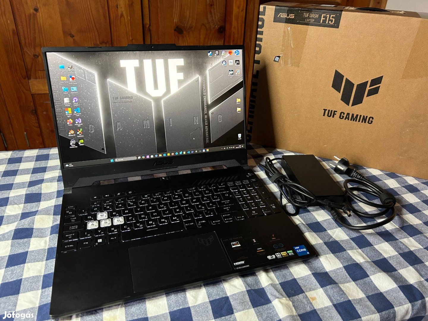 Asus Tuf Dash F15 FX517 (2022) gaming notebook, gamer laptop