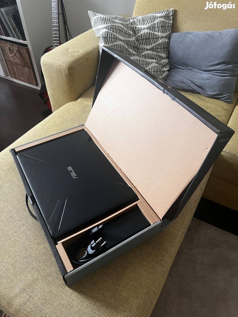 Asus Tuf Gaming FX505D / DT / DU + 2TB HDD (gamer laptop) dobozában