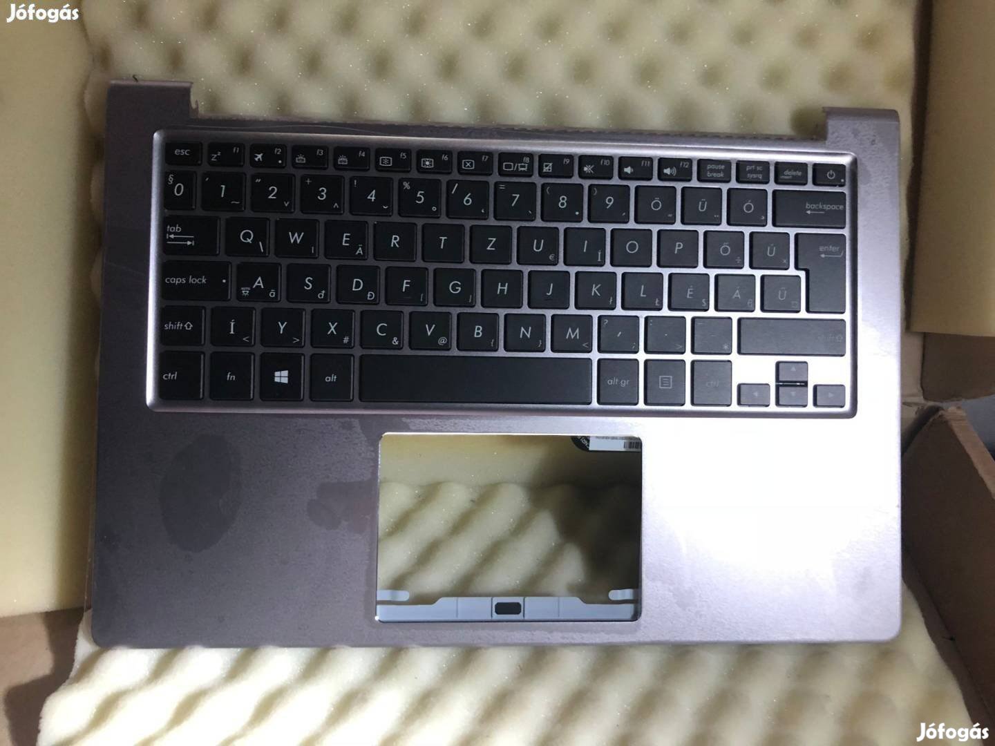 Asus UX303UB-1A magyar billentyűzet UX303UB 90NB08U1-R31HU0