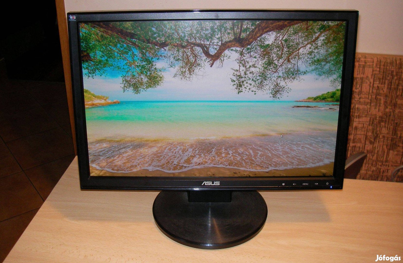 Asus VW193D-B Monitor