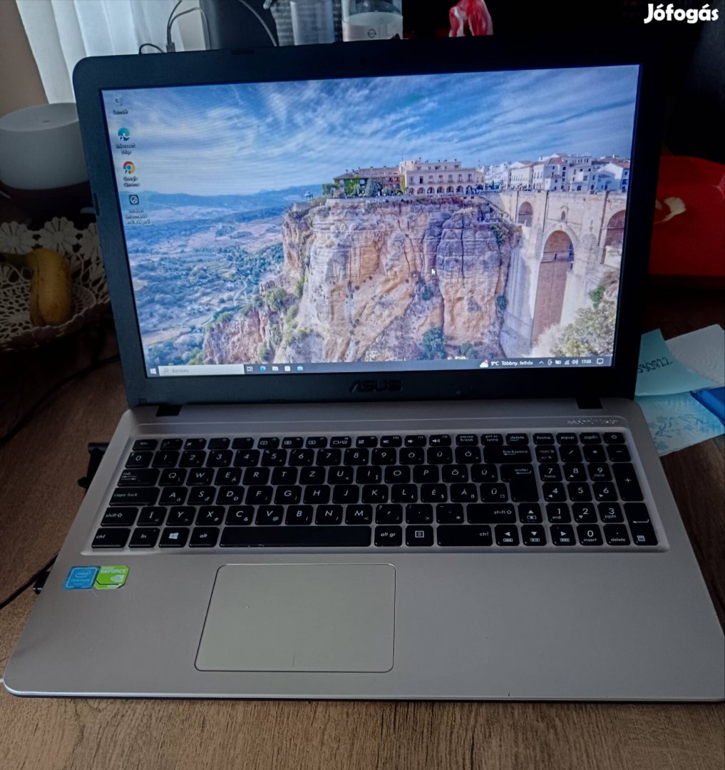 Asus Vivobook 15,4"  X540NV