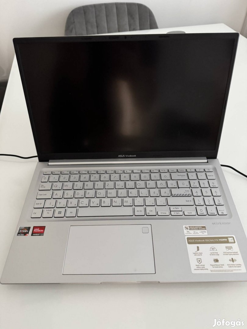 Asus Vivobook 15 M3504YA-BQ157W Notebook