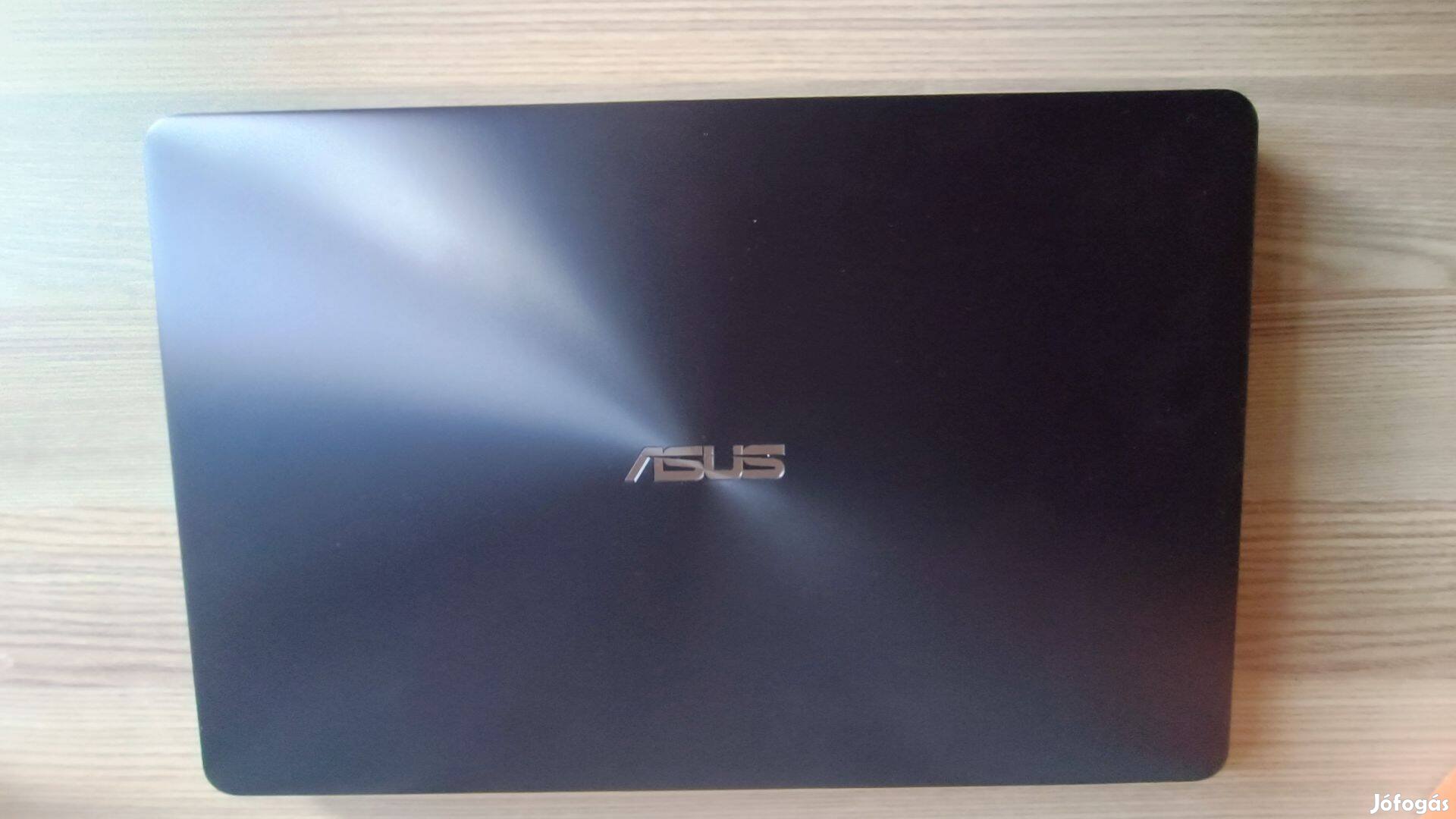 Asus Vivobook 17