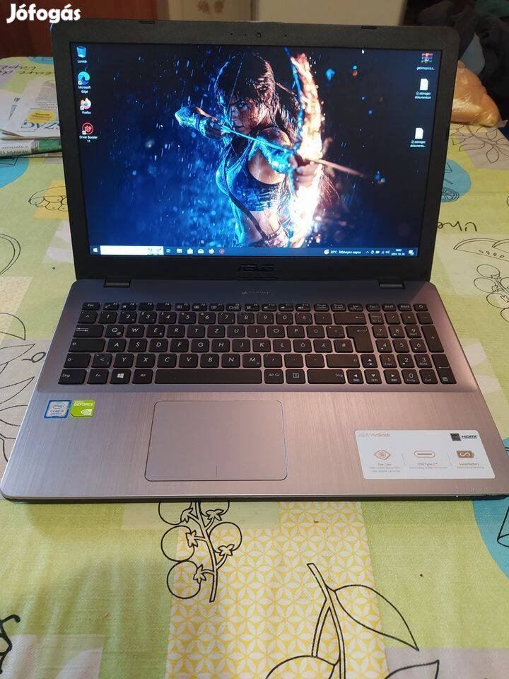 Asus Vivobook 8.gen i5 laptop