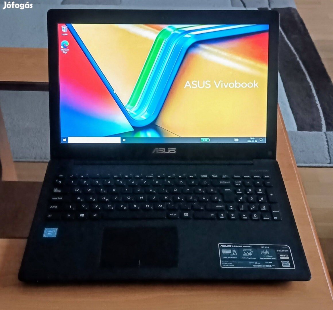 Asus Vivobook X553SA laptop,szép állapotban,jó aksival