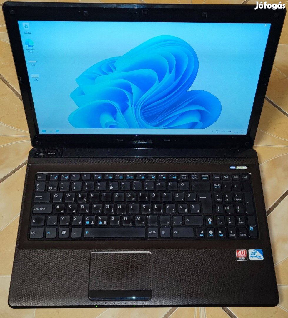 Asus X52J notebook