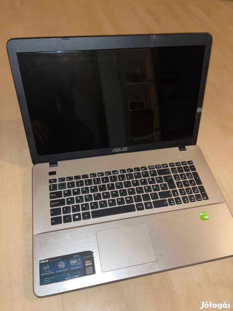 Asus X751L laptop