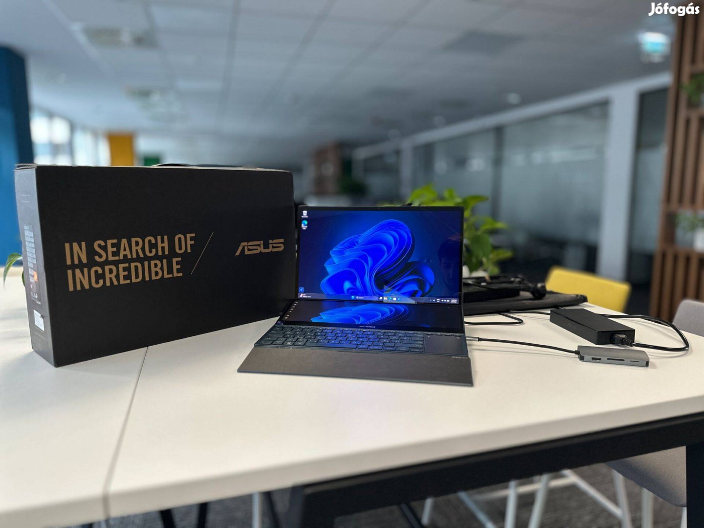 Asus Zenbook Pro Duo UX582
