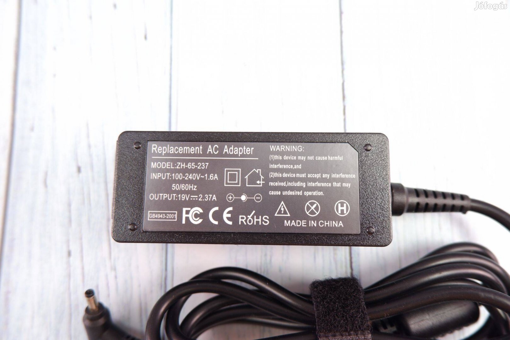 Asus Zenbook utángyártott töltő adapter 19V 2.37A ZH-65-237