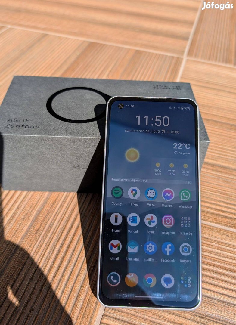 Asus Zenfone 9 256GB/8GB, fehér, garanciális