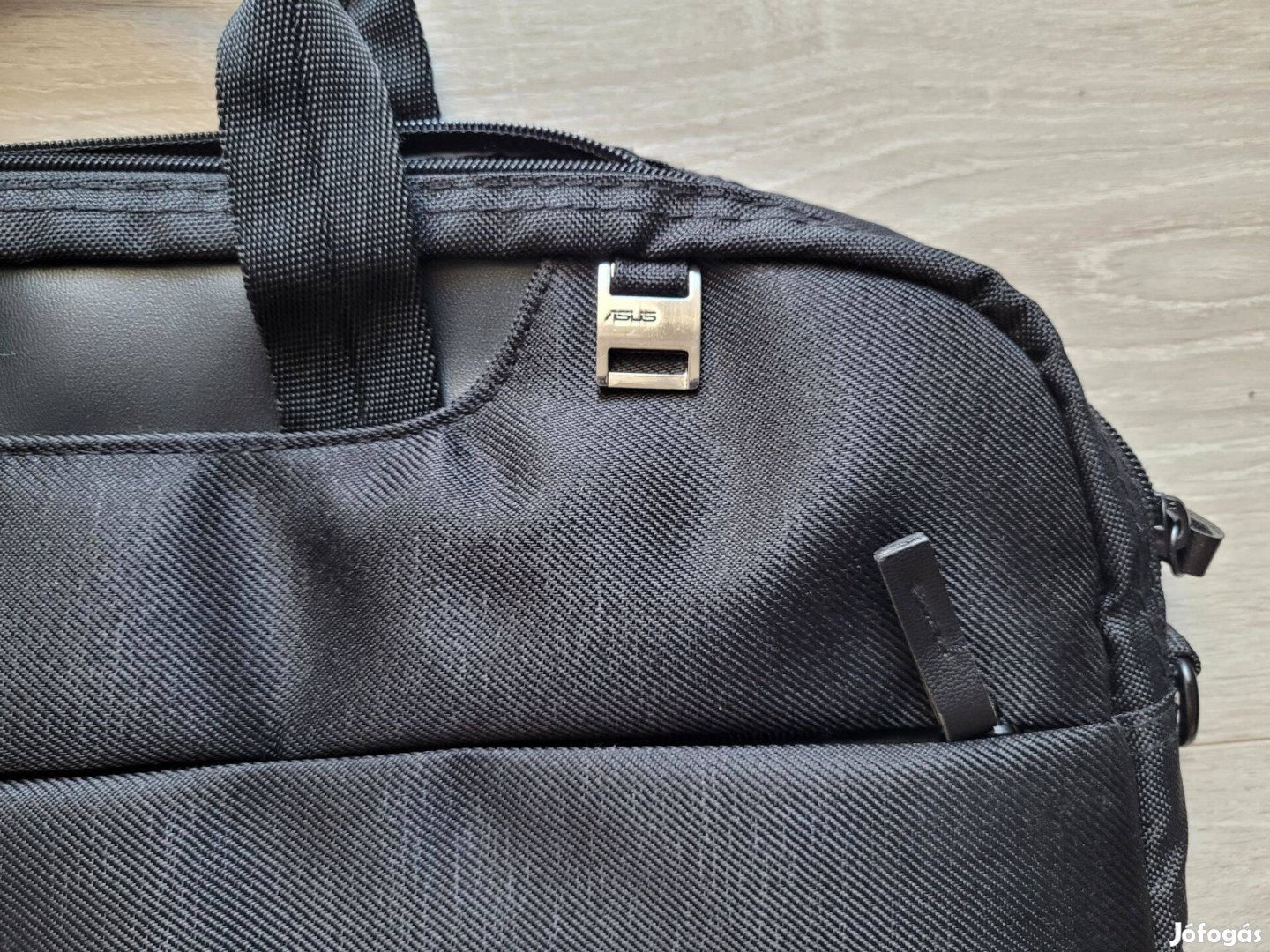 Asus design laptop táska