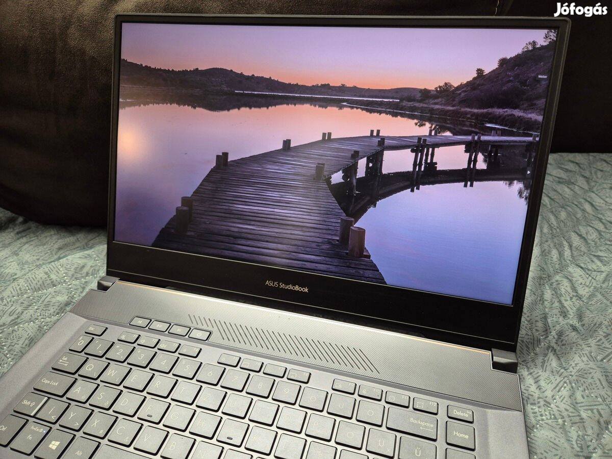 Asus gamer laptop, 4K, 9xxx i7 CPU, 32GB RAM, 1GB SSD, Rtx2060
