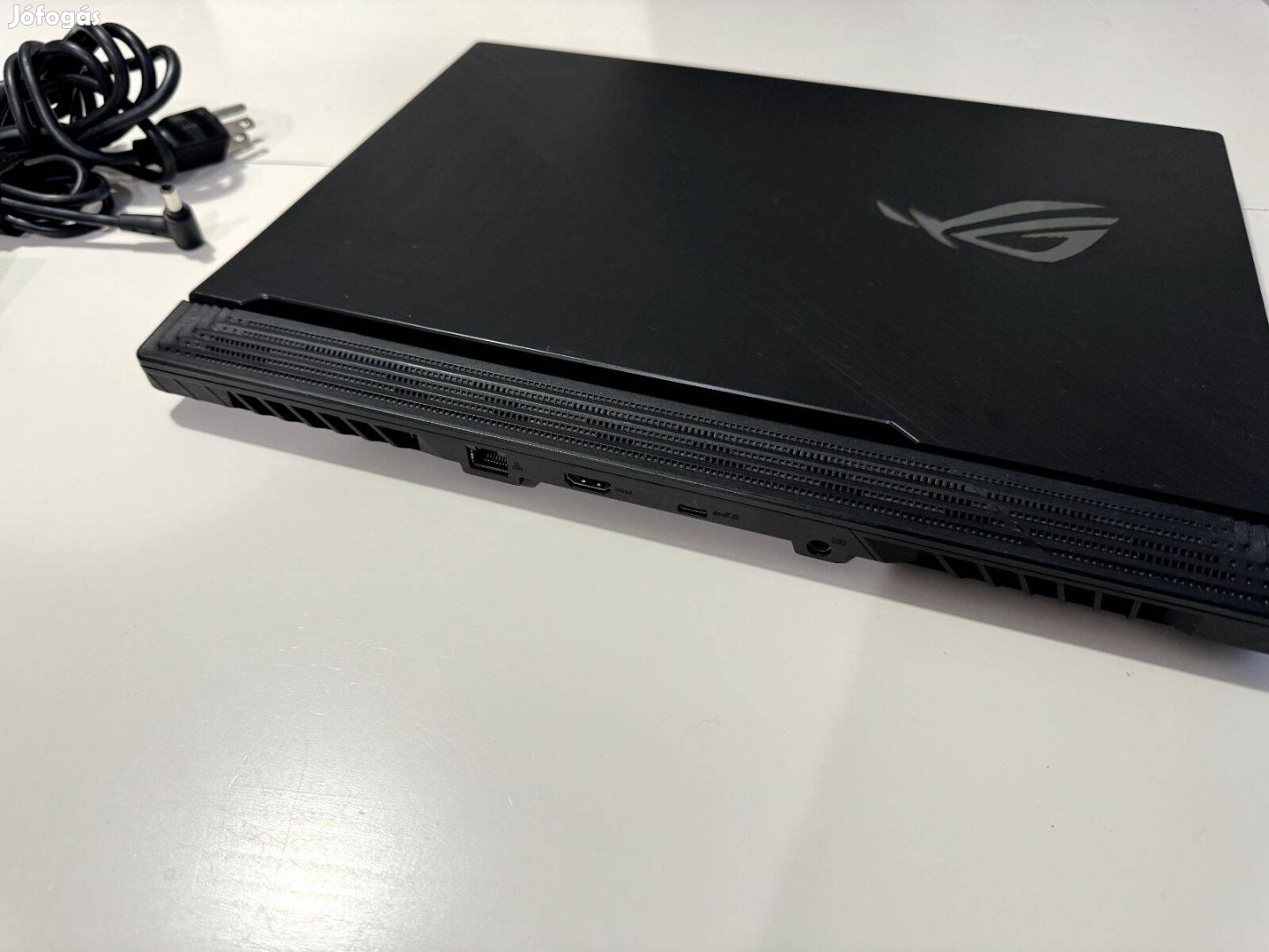 Asus gaming laptop eladó Gtx 1660Ti 6GB 256GB SSD + 750GB