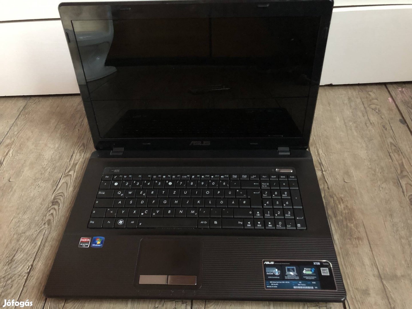 Asus laptop Win 10 