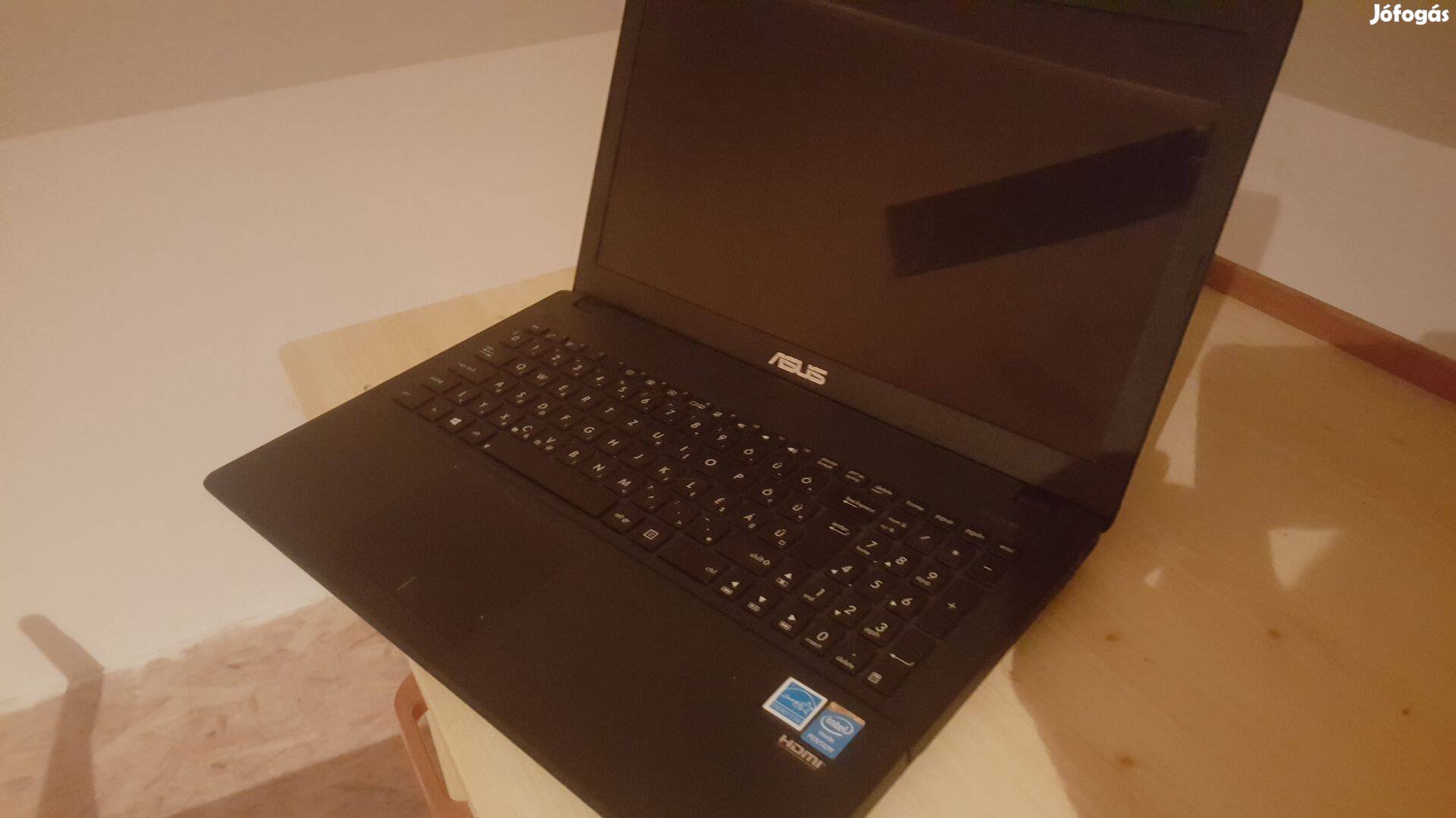 Asus laptop eladó