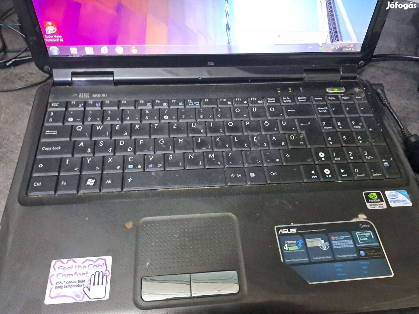 Asus laptop eladó