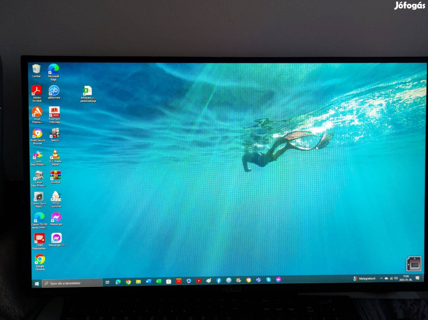 Asus monitor 27" megkímélt állapotban