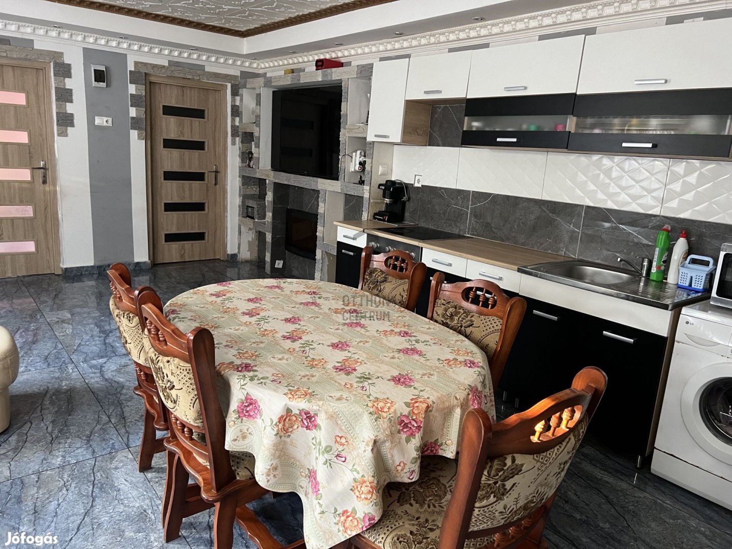 Aszalói eladó tégla családi ház