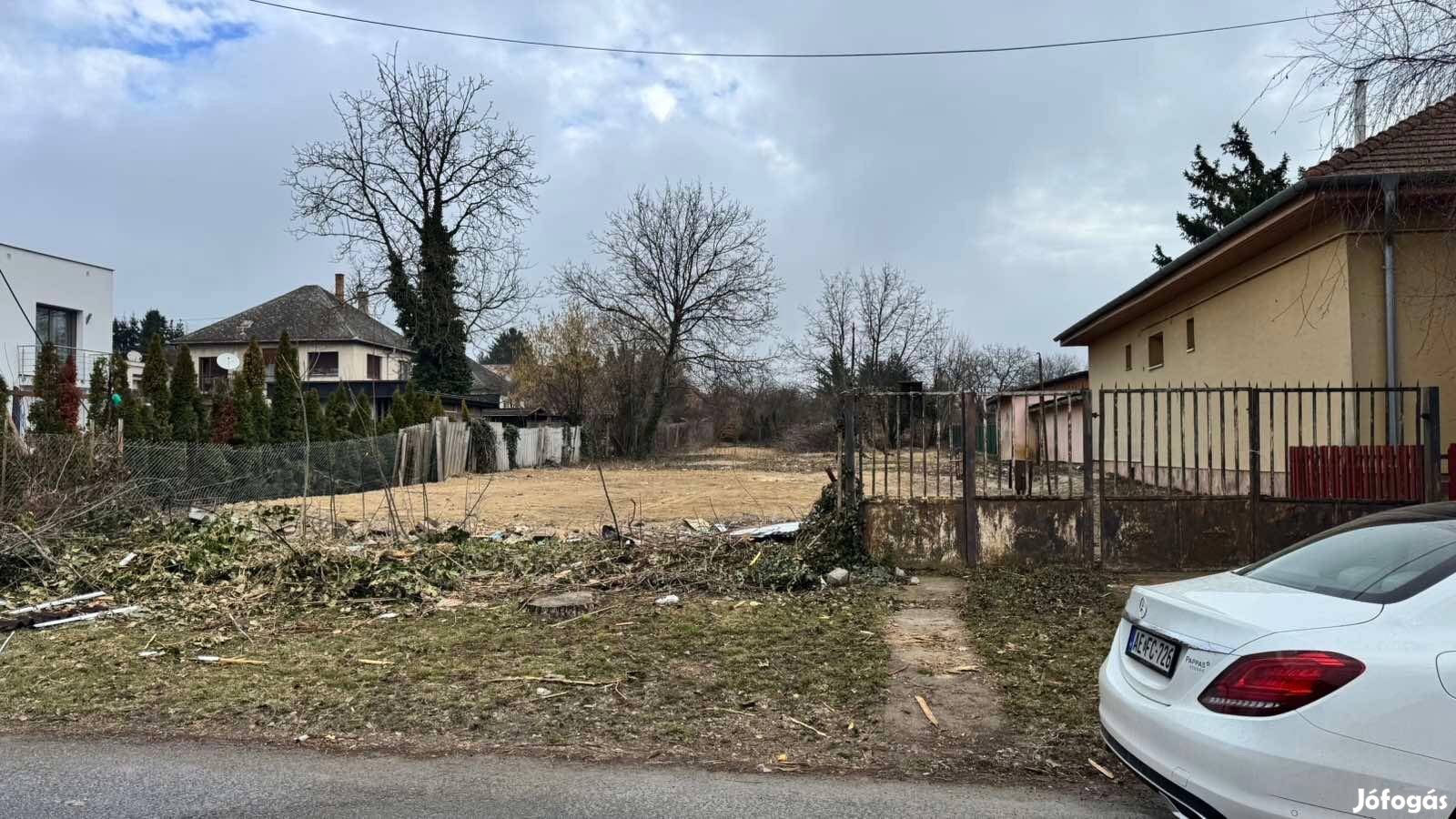 Aszód Arany János utca 18