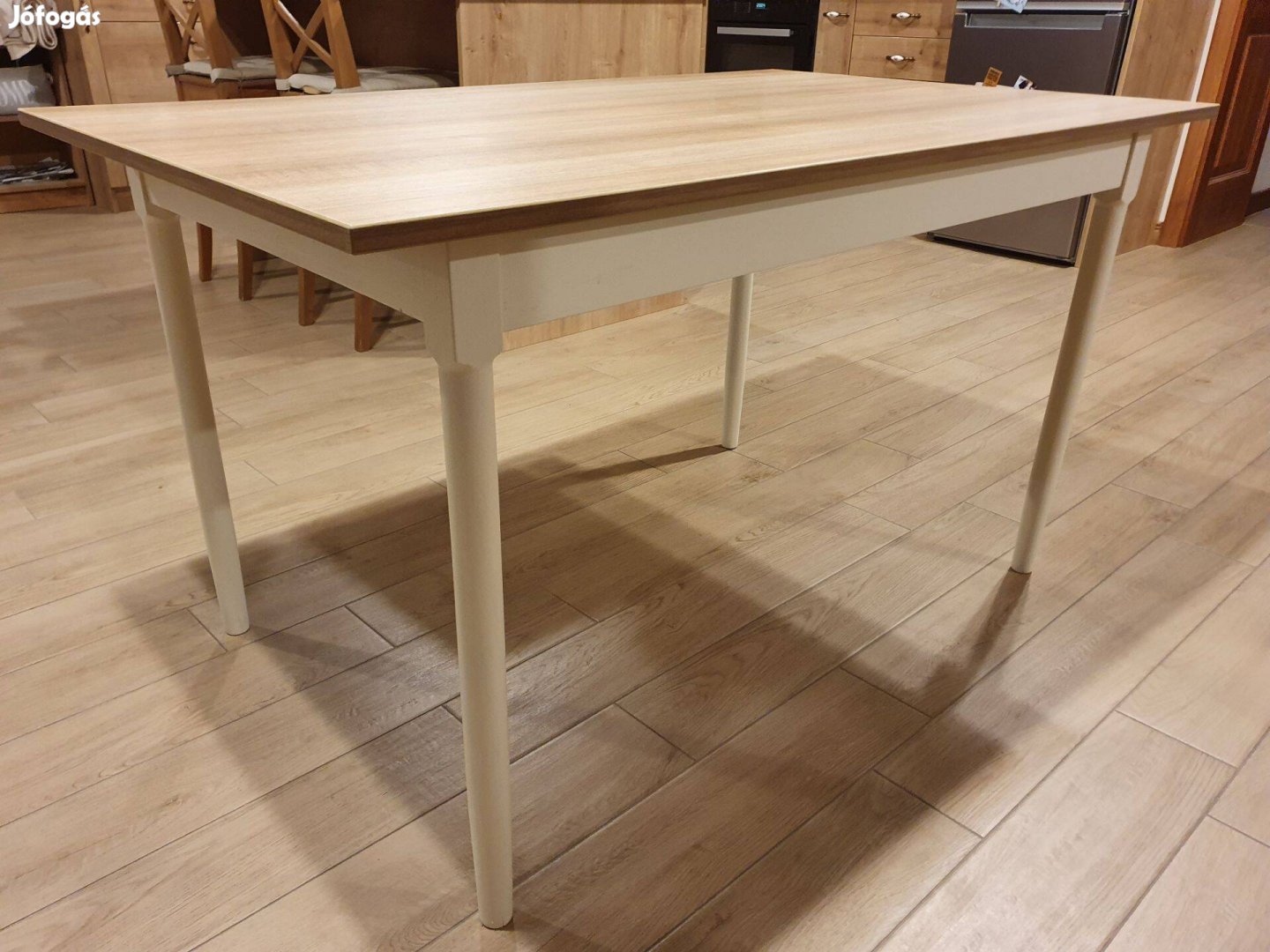 Asztal 130x80cm