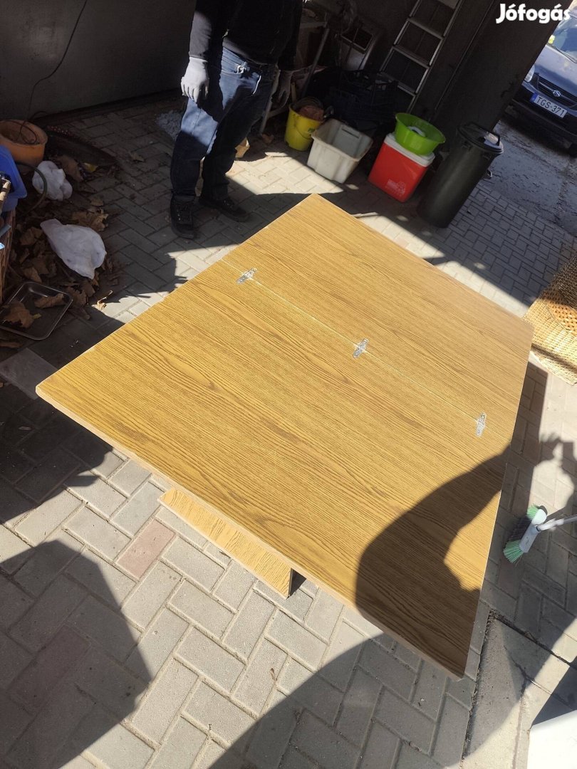 Asztal - nyithato