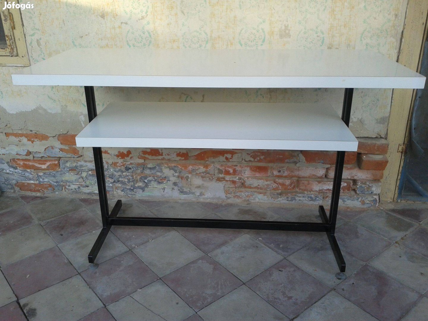 Asztal, bárasztal, bárpult eladó