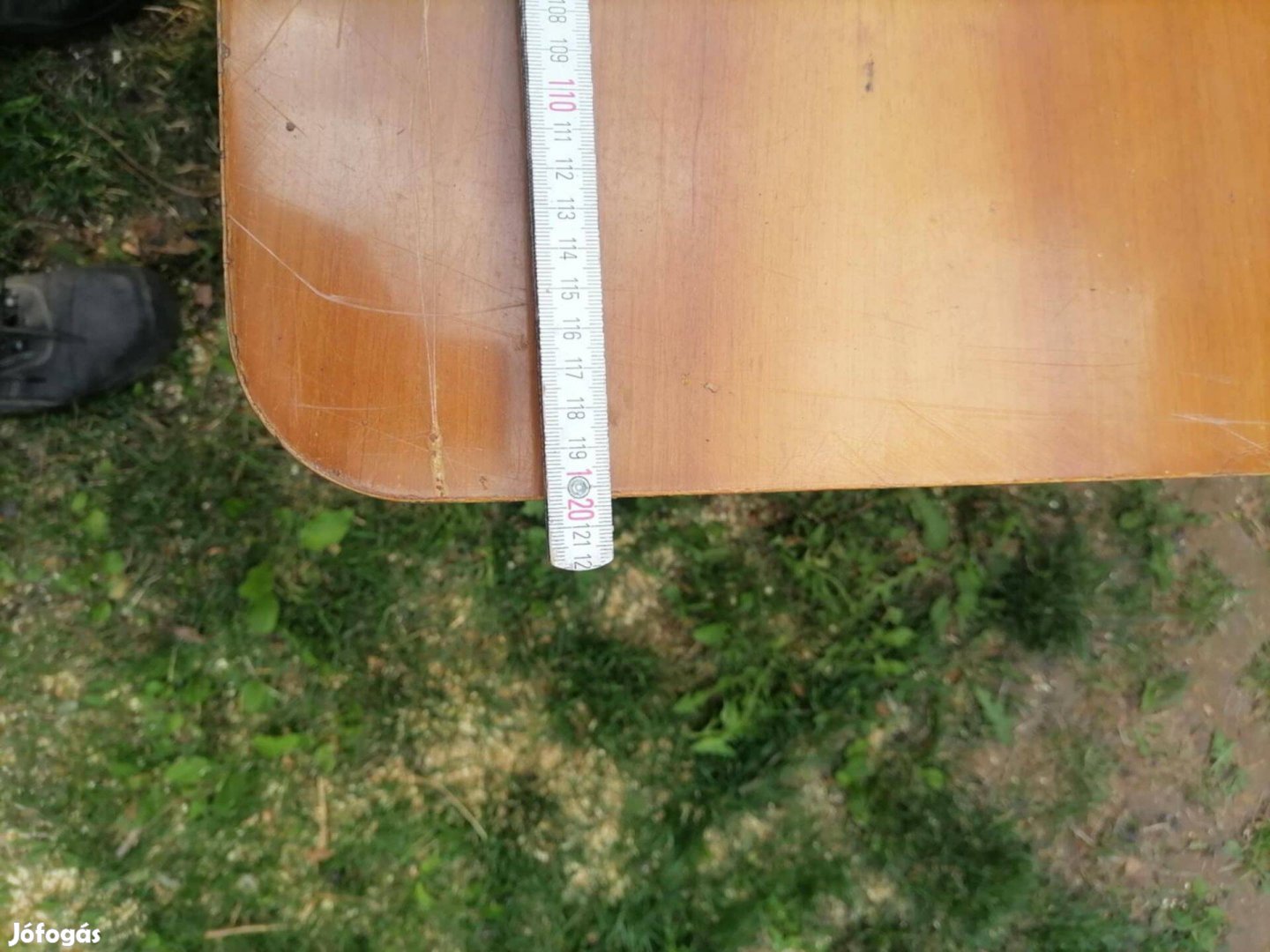 Asztal, kihúzható asztal