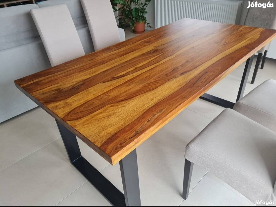 Asztal, tömörfa asztal